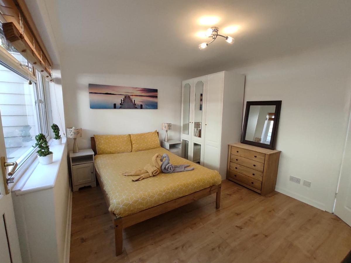 Fox Hill Lägenhet Poole Exteriör bild